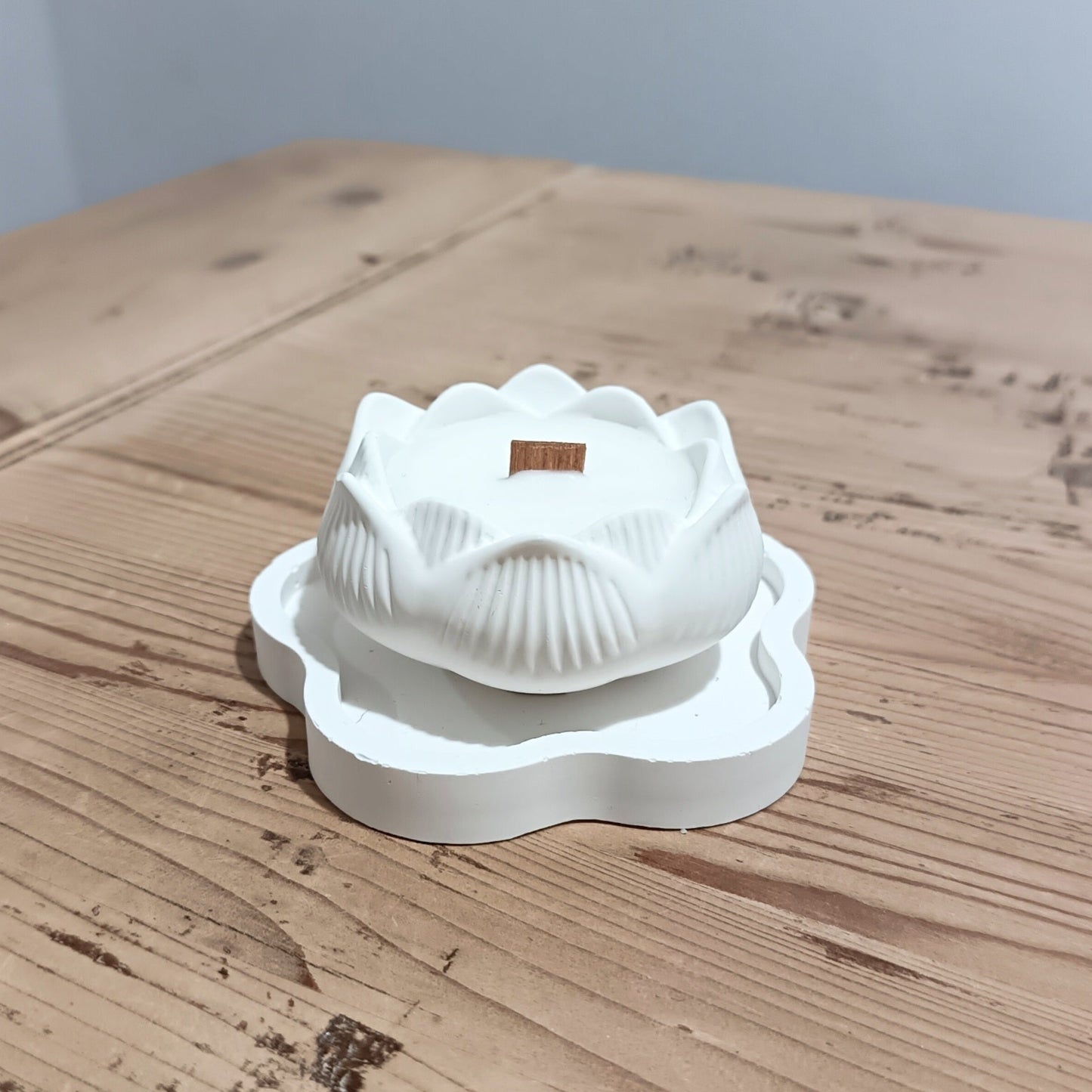 Vela y plato Flor de Loto - Velassa